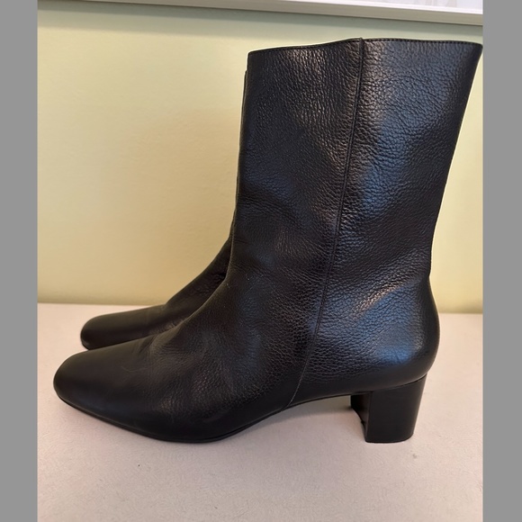 Talbots Heeled Boots | Black | Leather | Size 10 - Picture 4 of 7